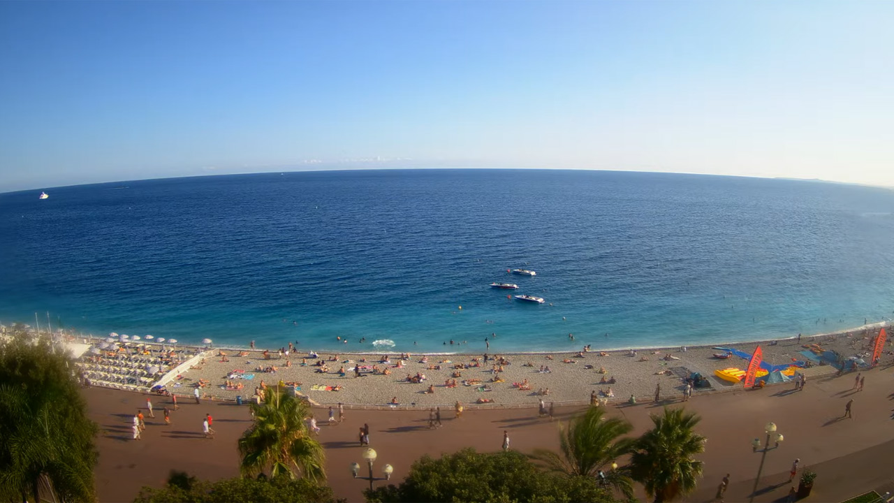 DAL VIVO @ Spiaggia di Nizza, in Francia
