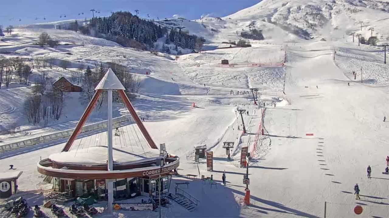 LIVE @  Le Corbier Ski Resort, Francia
